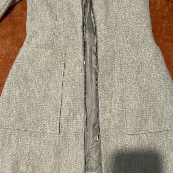 Zara Jacket - Picture 3 of 6